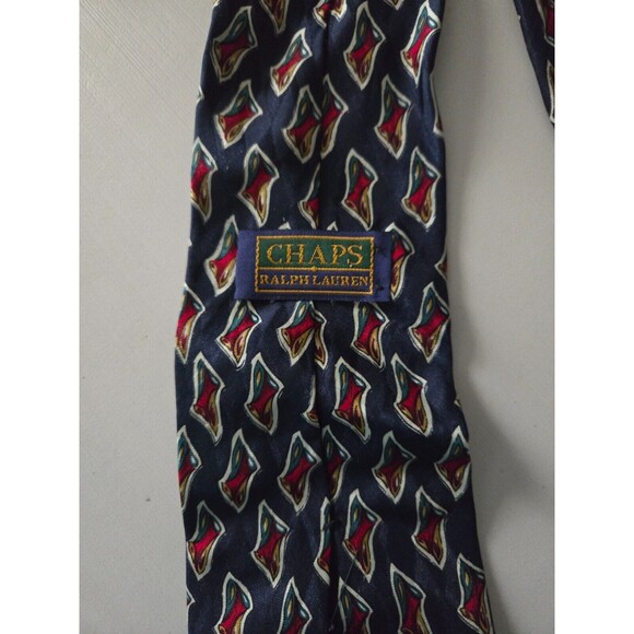 CHAPS RALPH LAUREN - Men's Navy Blue Neck Tie With Emblem 3.75”W x 55.5"L - Picture 3 of 4